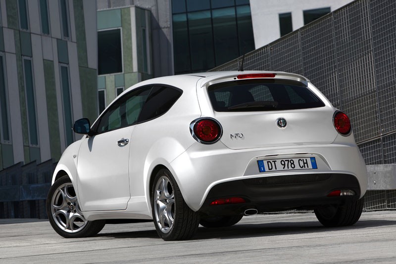 Alfa Romeo: kryzys trwa, a sprzedaż wzrasta