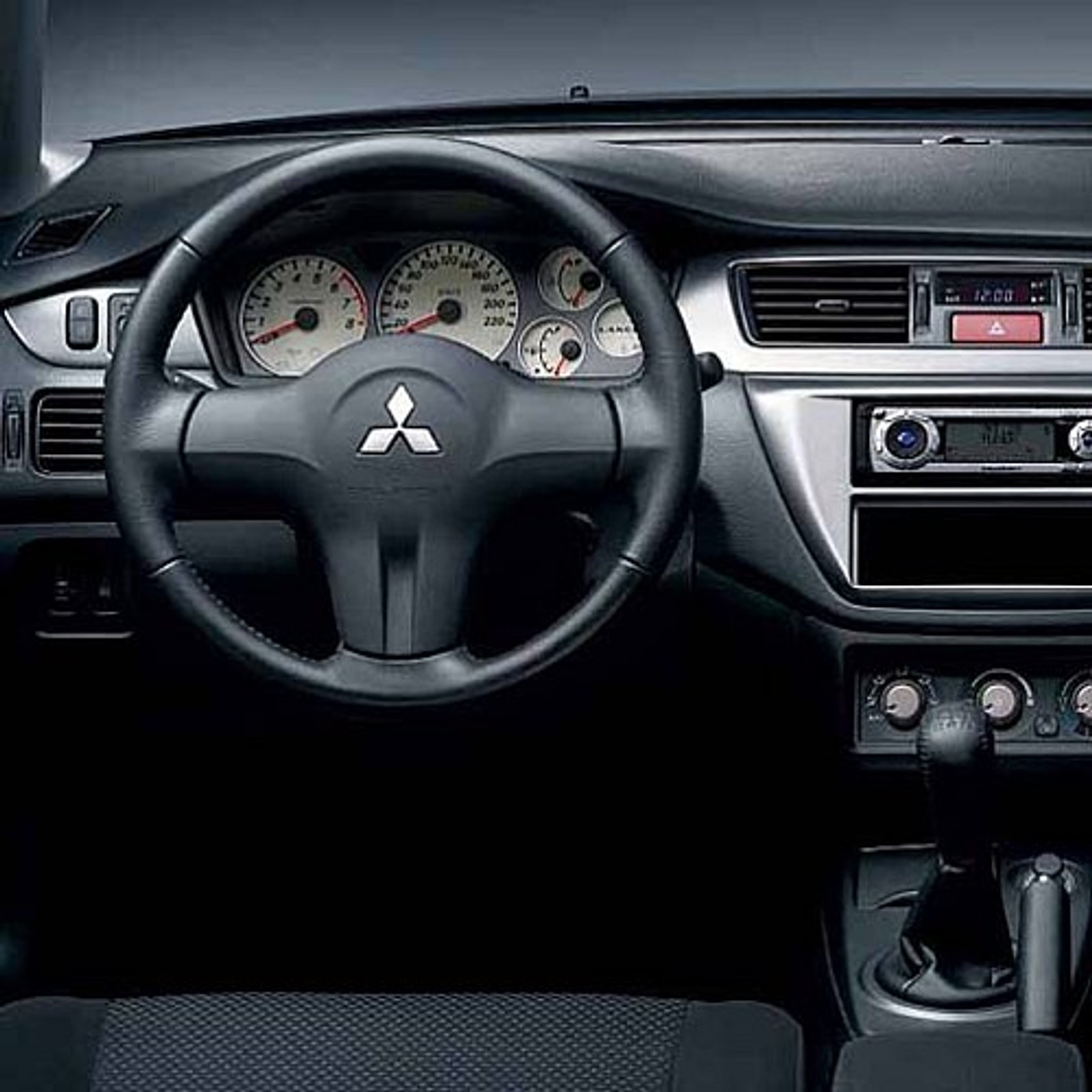 Zmodernizowany Lancer już w sprzedaży