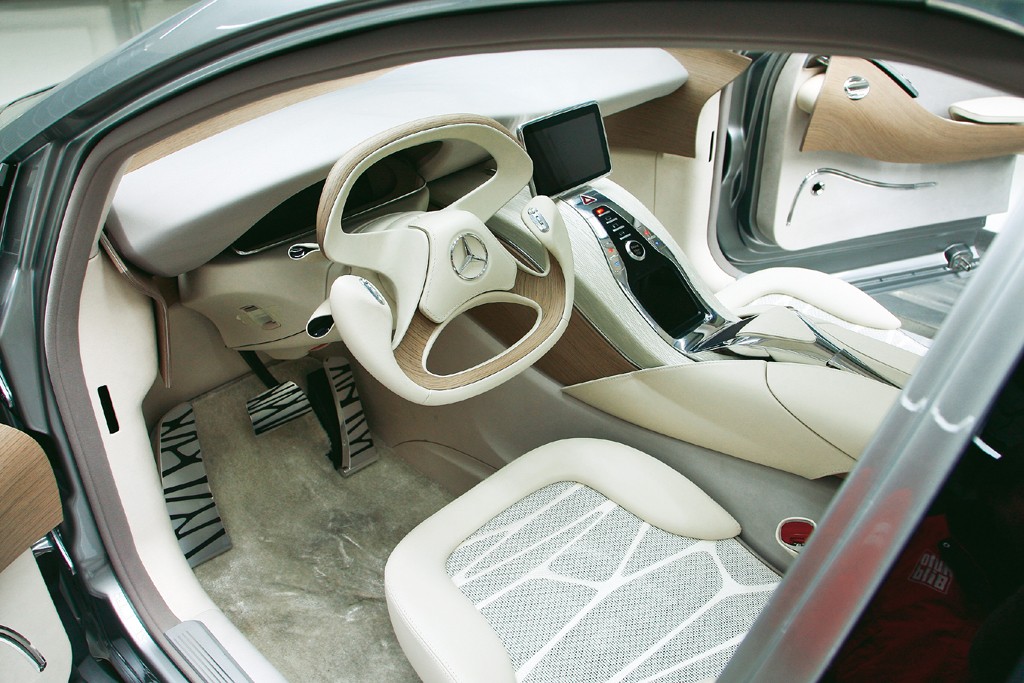 Mercedes F 800 Style: Przyszłość według Mercedesa