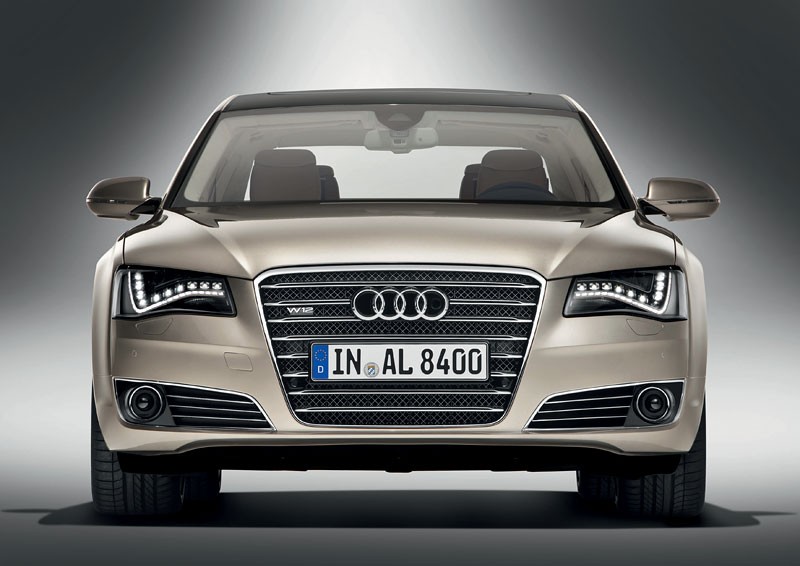 Pekin 2010: Audi A8 L W12 quattro – 500 KM i większy komfort dla Chińczyków