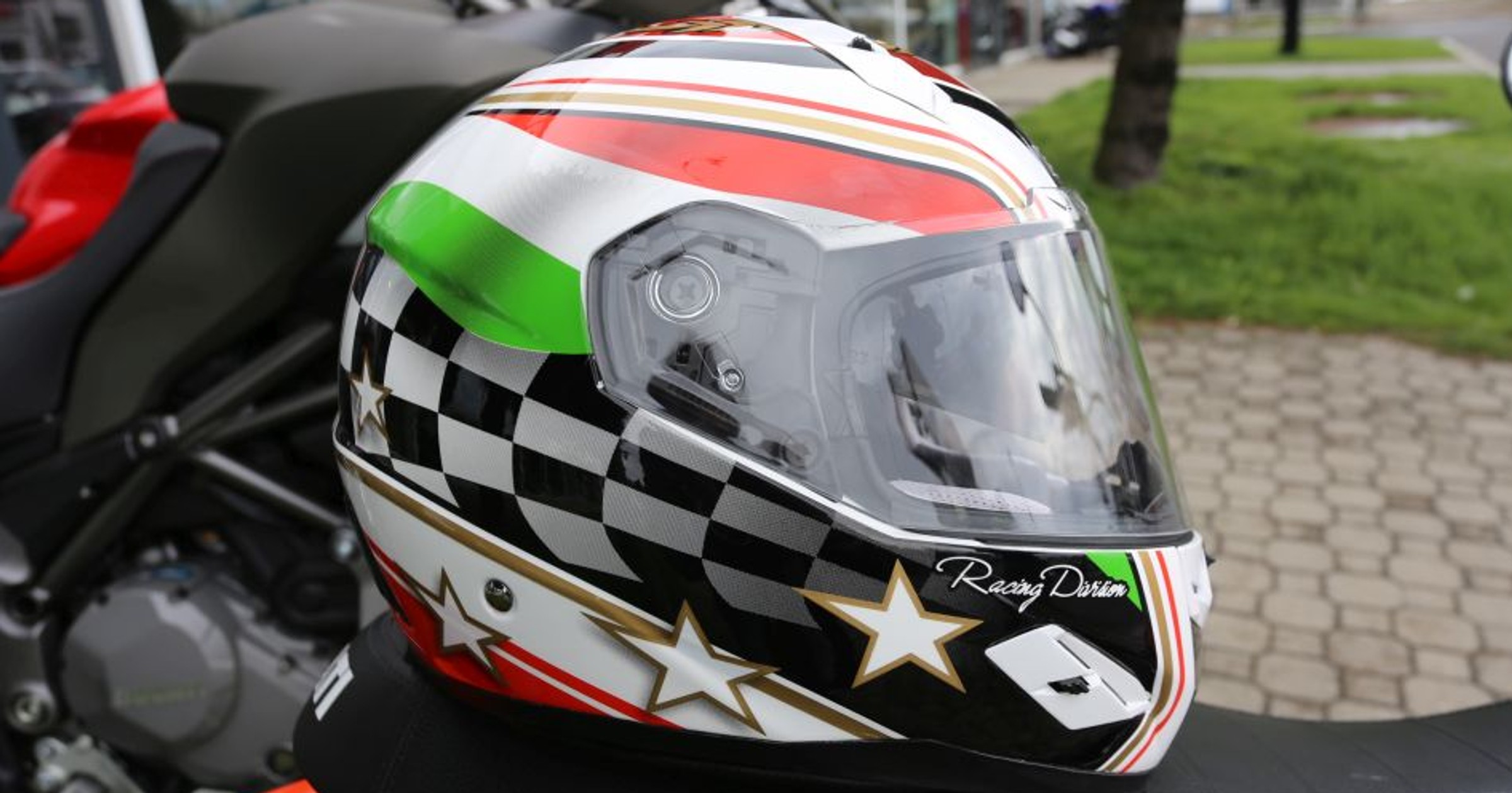 ISPIDO Race SV - jedno z najfajniejszych malowań