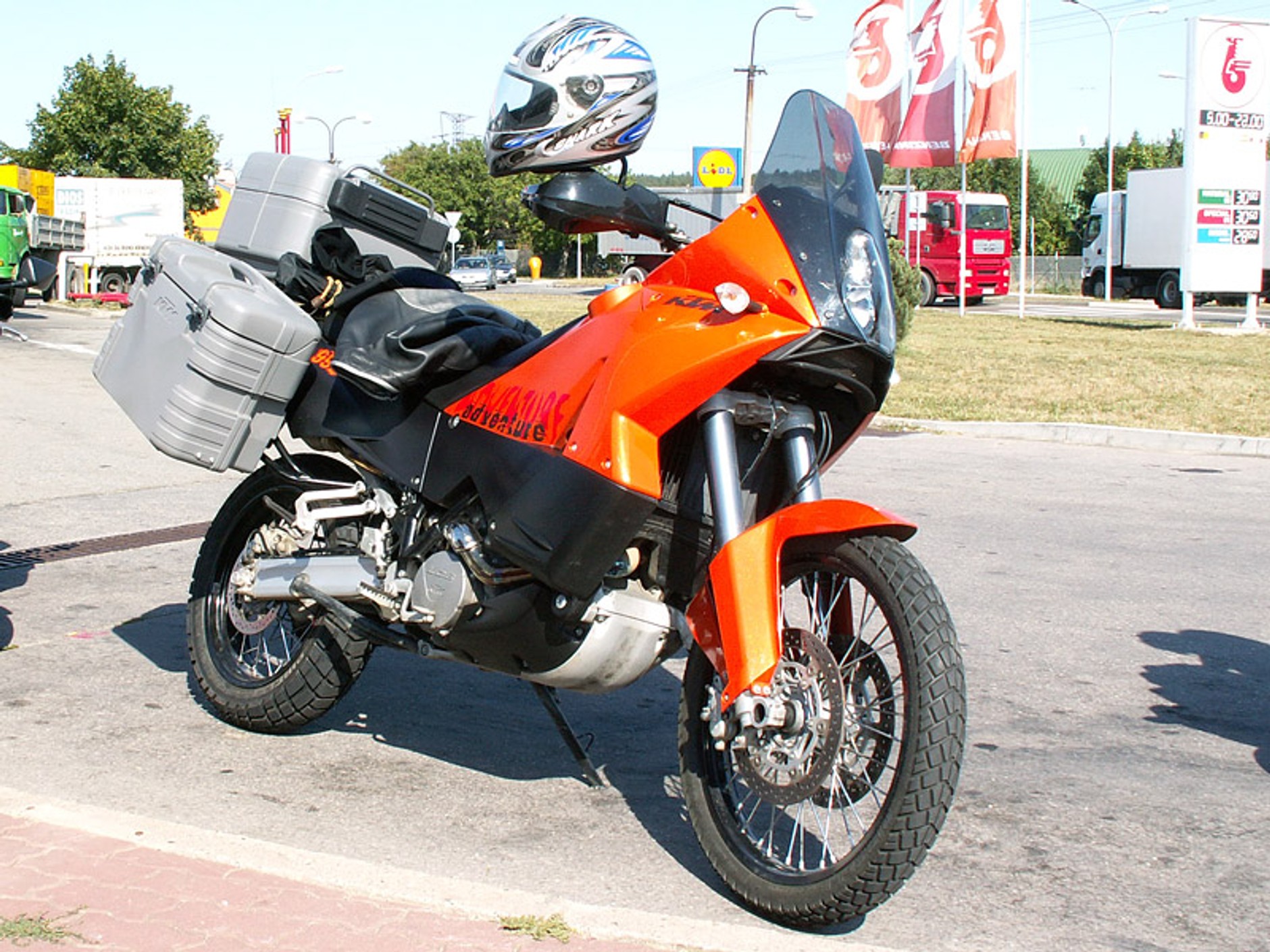 KTM 990 Adventure ABS: SUV na dwóch kołach
