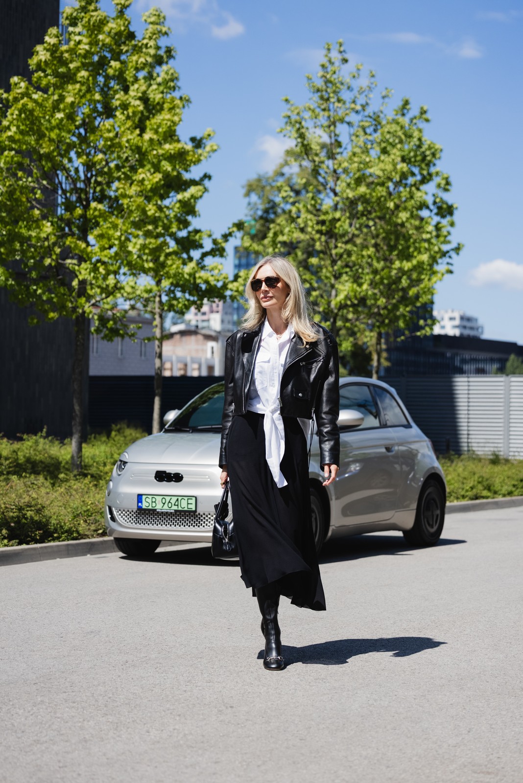 Agnieszka Woźniak-Starak we Fiacie 500e Giorgio Armani