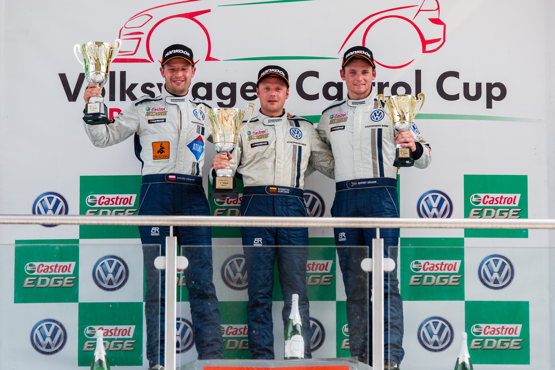 Podium pierwszego wyścigu