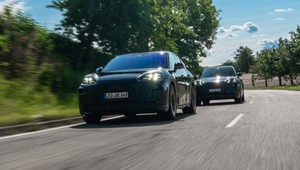 Dobre wieści z Zuffenhausen. Silnik spalinowy ostanie się w gamie Porsche Cayenne