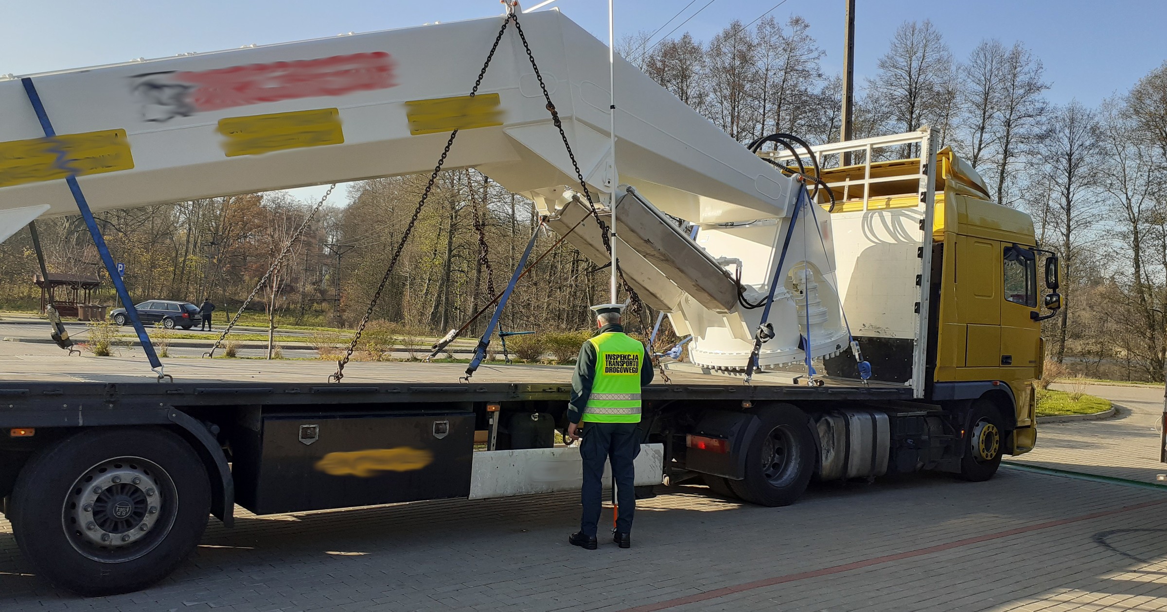 Kontrola transportu dźwigów wykazała sporo przewinień