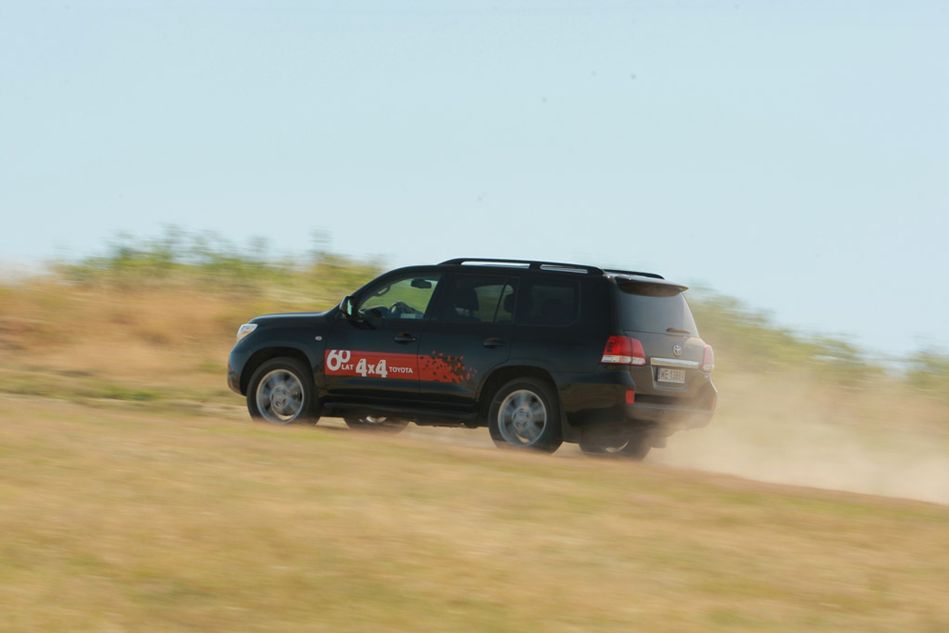 Toyota Land Cruiser: jej wysokość V8