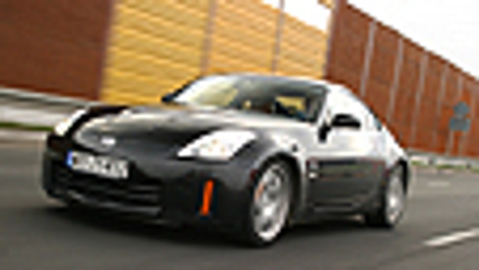 Nissan 350Z Pack - Auto do jazdy bokami