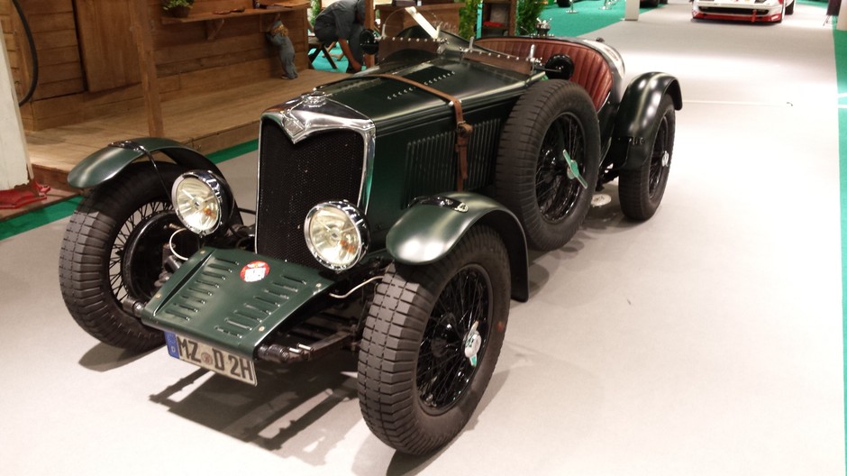 Klasyki na salonie samochodowym IAA Frankfurt 2015