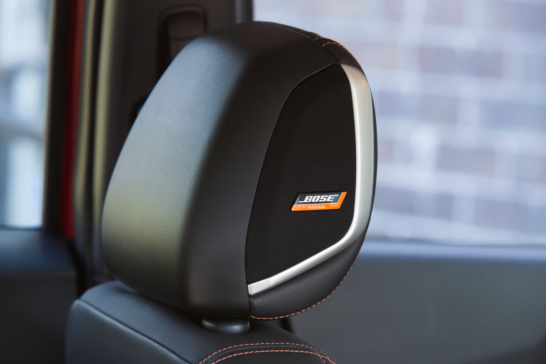 To już znamy z Nissana Micra. W Nissan Kicks pojawi się system audio Bose z głośnikami w zagłówku kierowcy