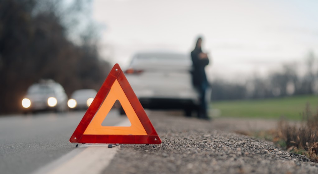 Awaria samochodu z automatem: czy można go holować?