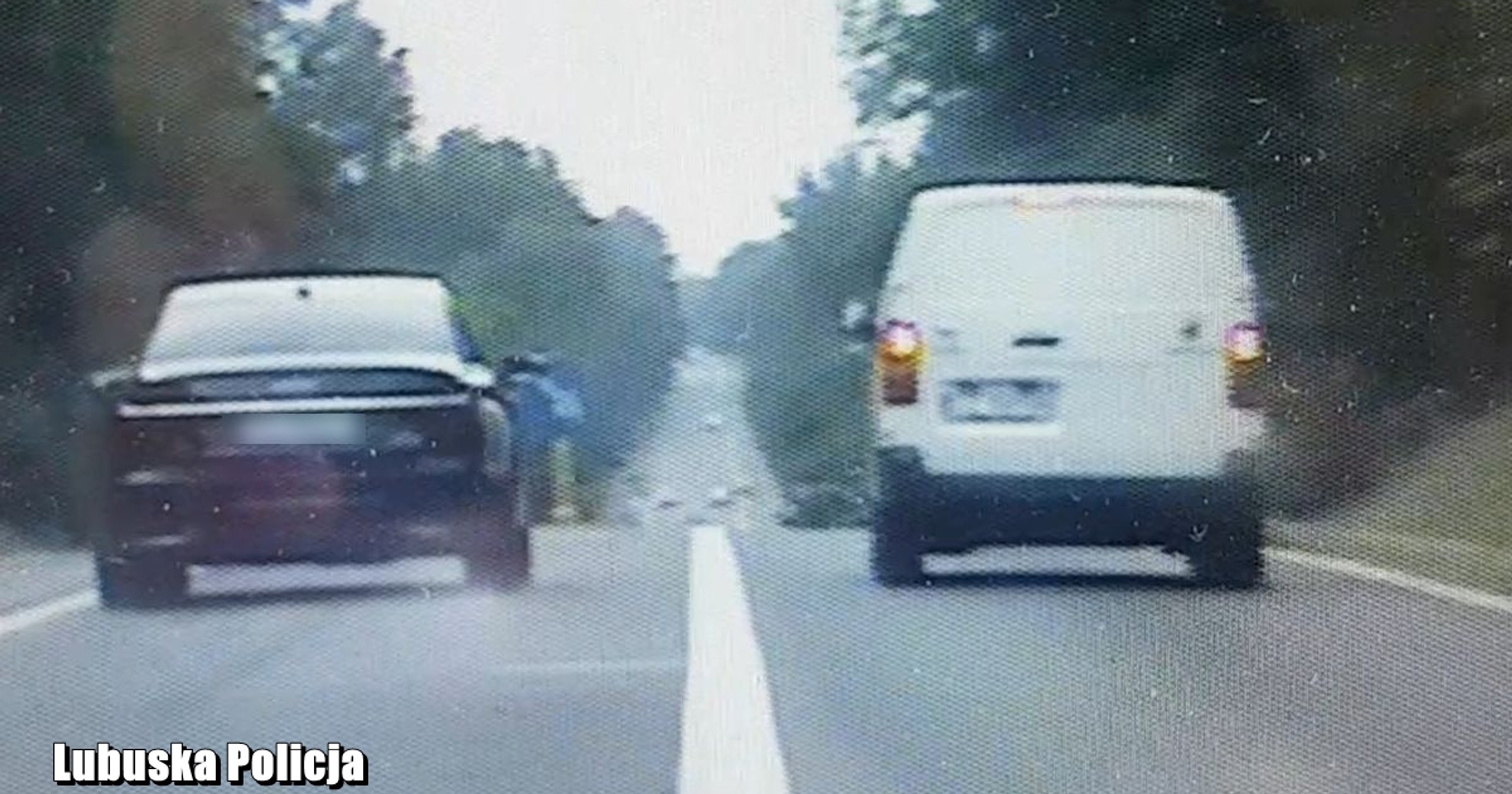 Ponad 30 wykroczeń podczas jednego pościgu za 20-latkiem