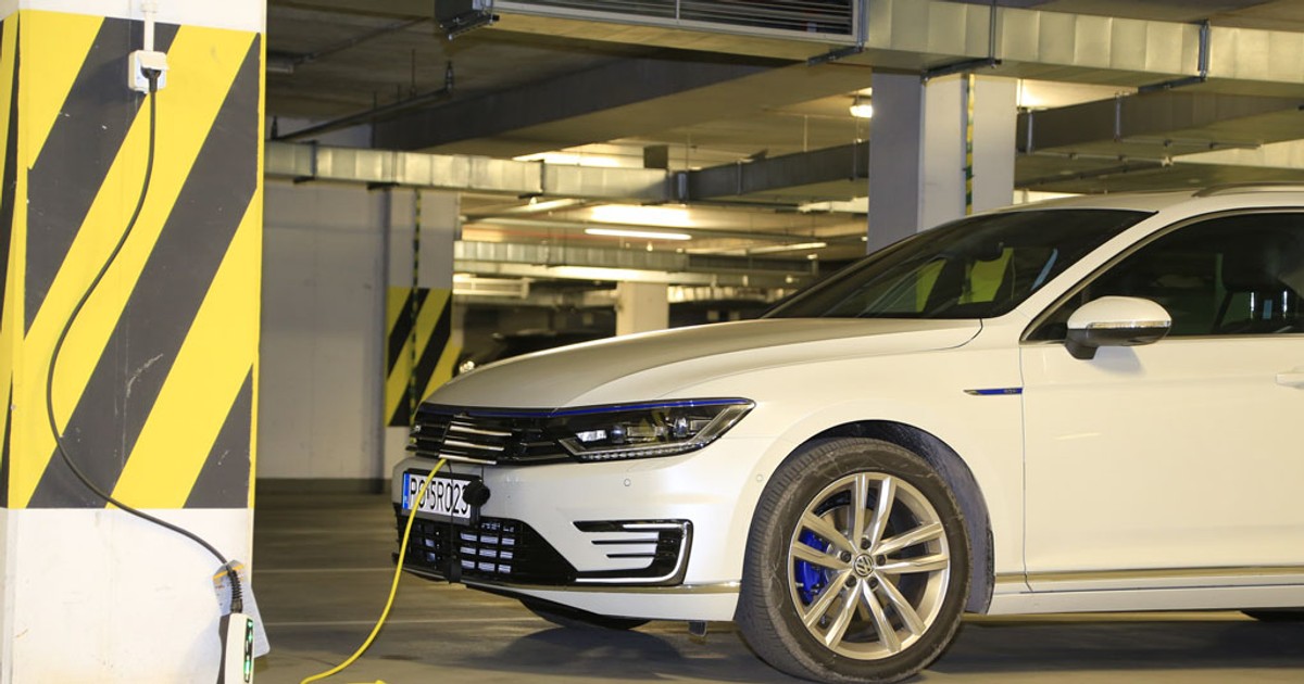 Hybryda typu plug-in