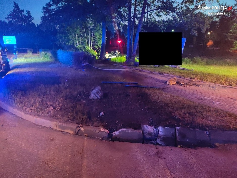 Stracił panowanie i uderzył w drzewo. Tragedia w Jastrzębiu-Zdroju-wypadek-zginal-kierowca-suzuki.html