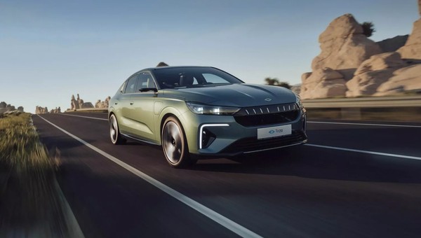 Turecki Togg prześcignął Izerę już o dwa modele. Do SUV-a dołącza 435-konny fastback