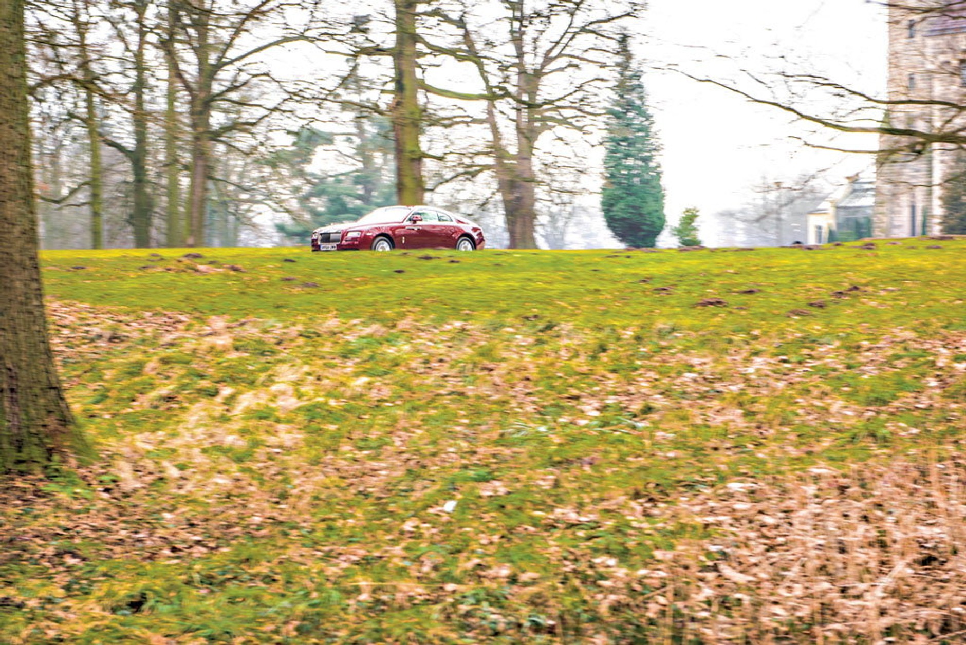 Gdyby Charles Rolls żył, jeździłby Wraithem