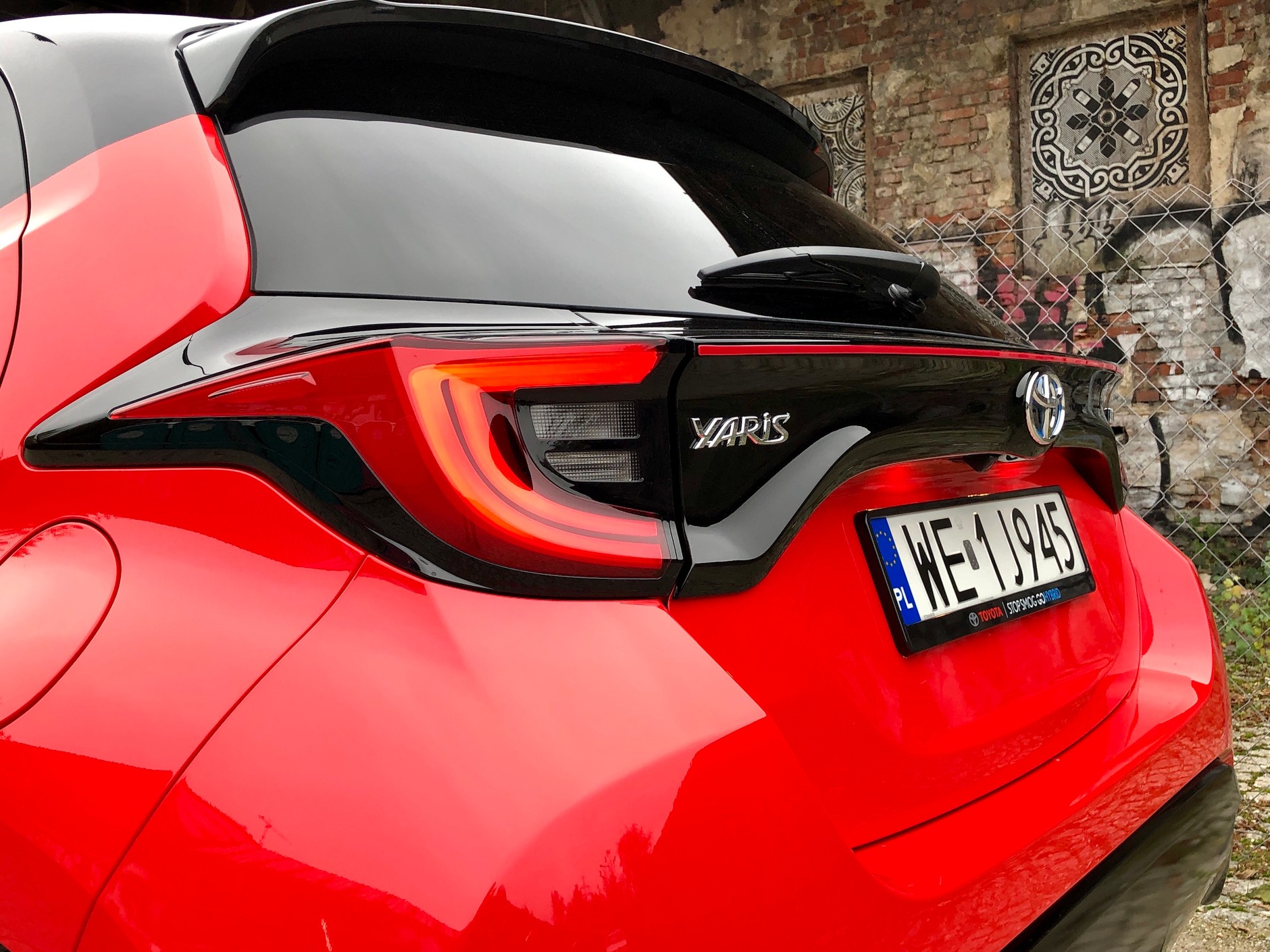 Nowa Toyota Yaris 1.5 Hybrid Premiere Edition