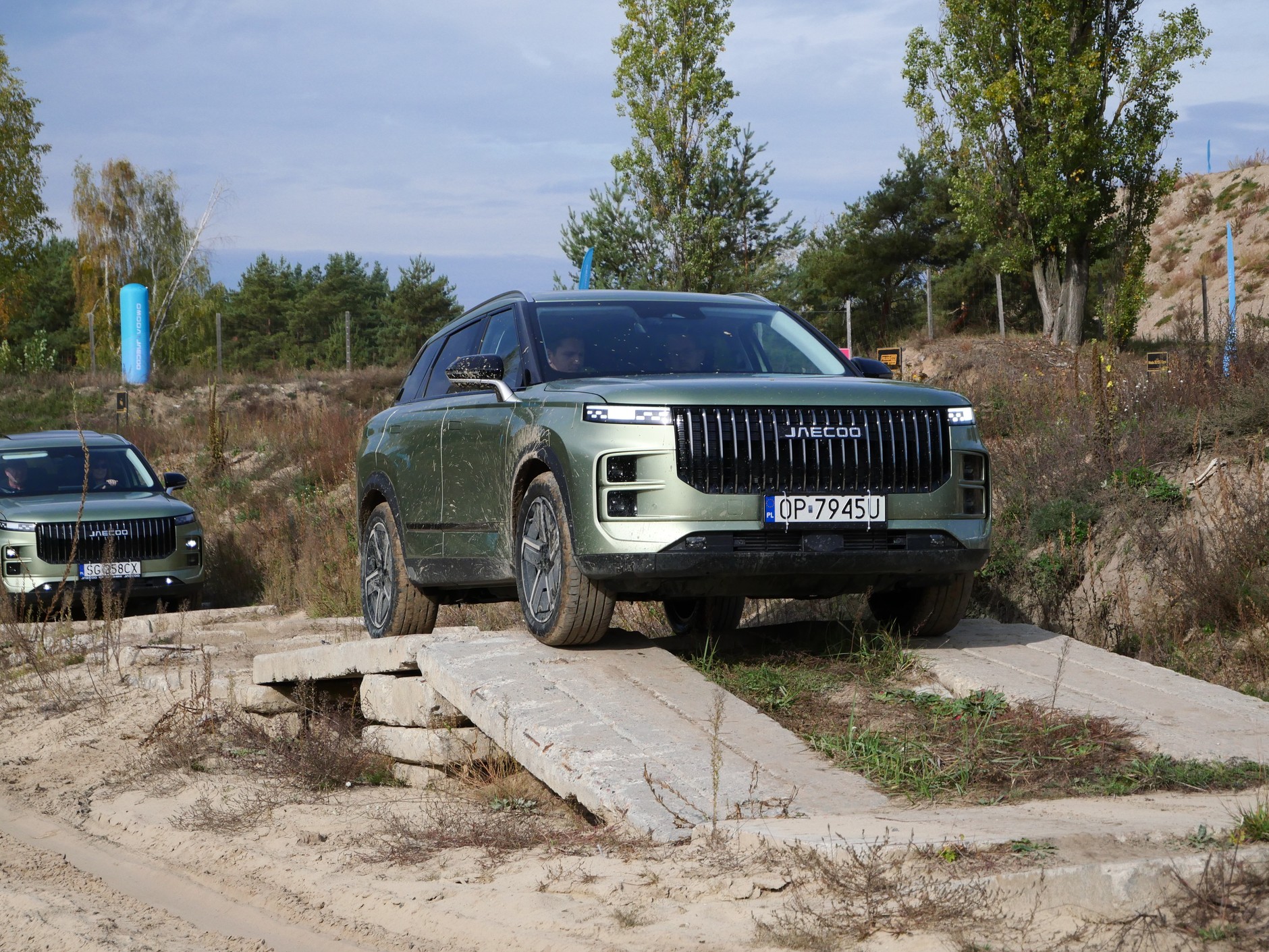 Jaecoo J7 na torze offroadowym