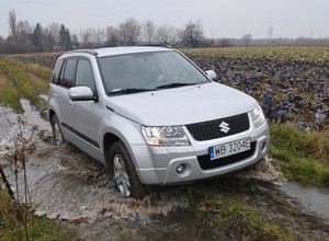 Suzuki Grand Vitara:  SUV, który może być terenówką