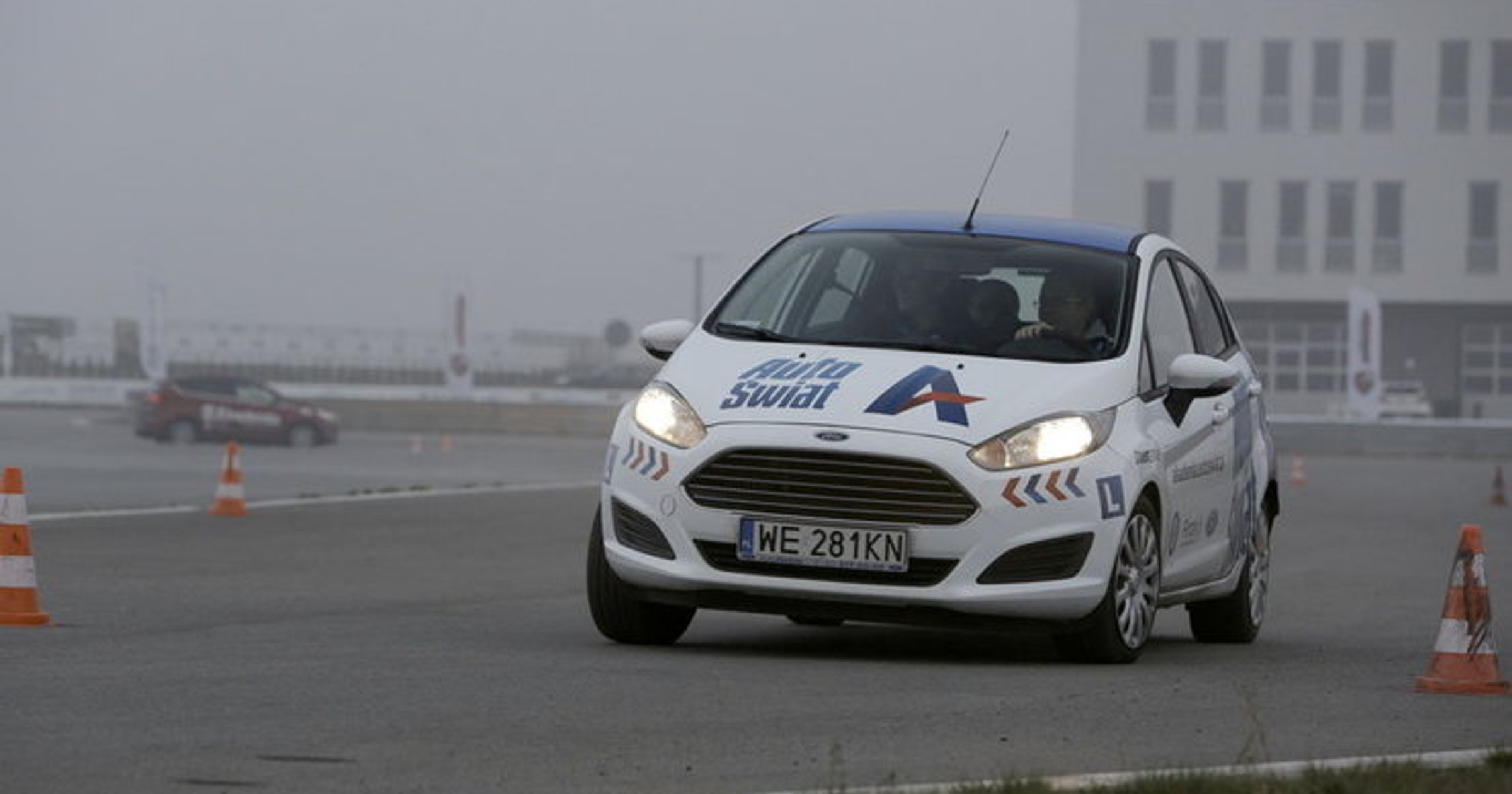 Szkolenie z techniki jazdy Akademii Auto Świat