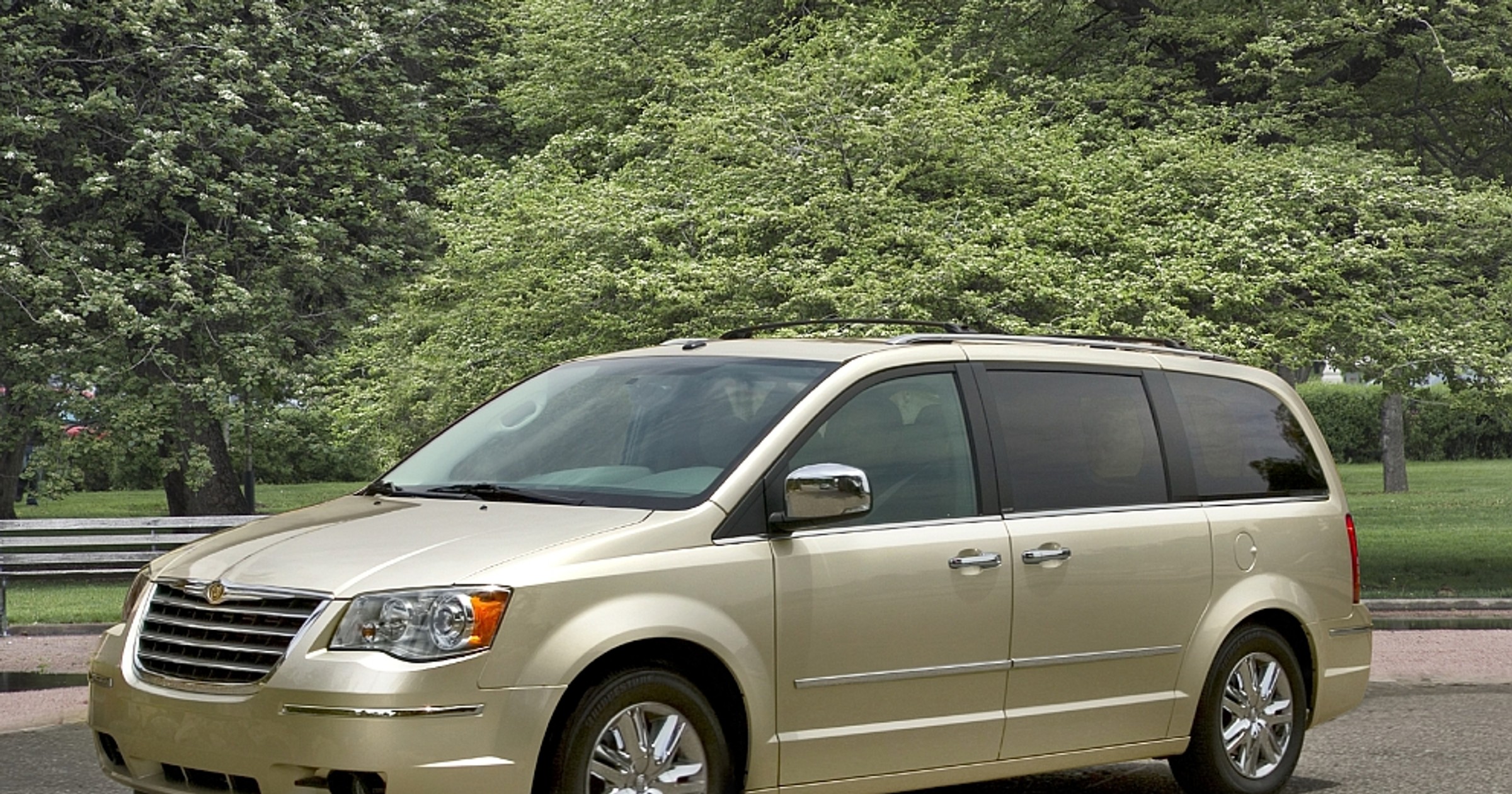 Chrysler Grand Voyager - Legendarny Van skończył 25 lat