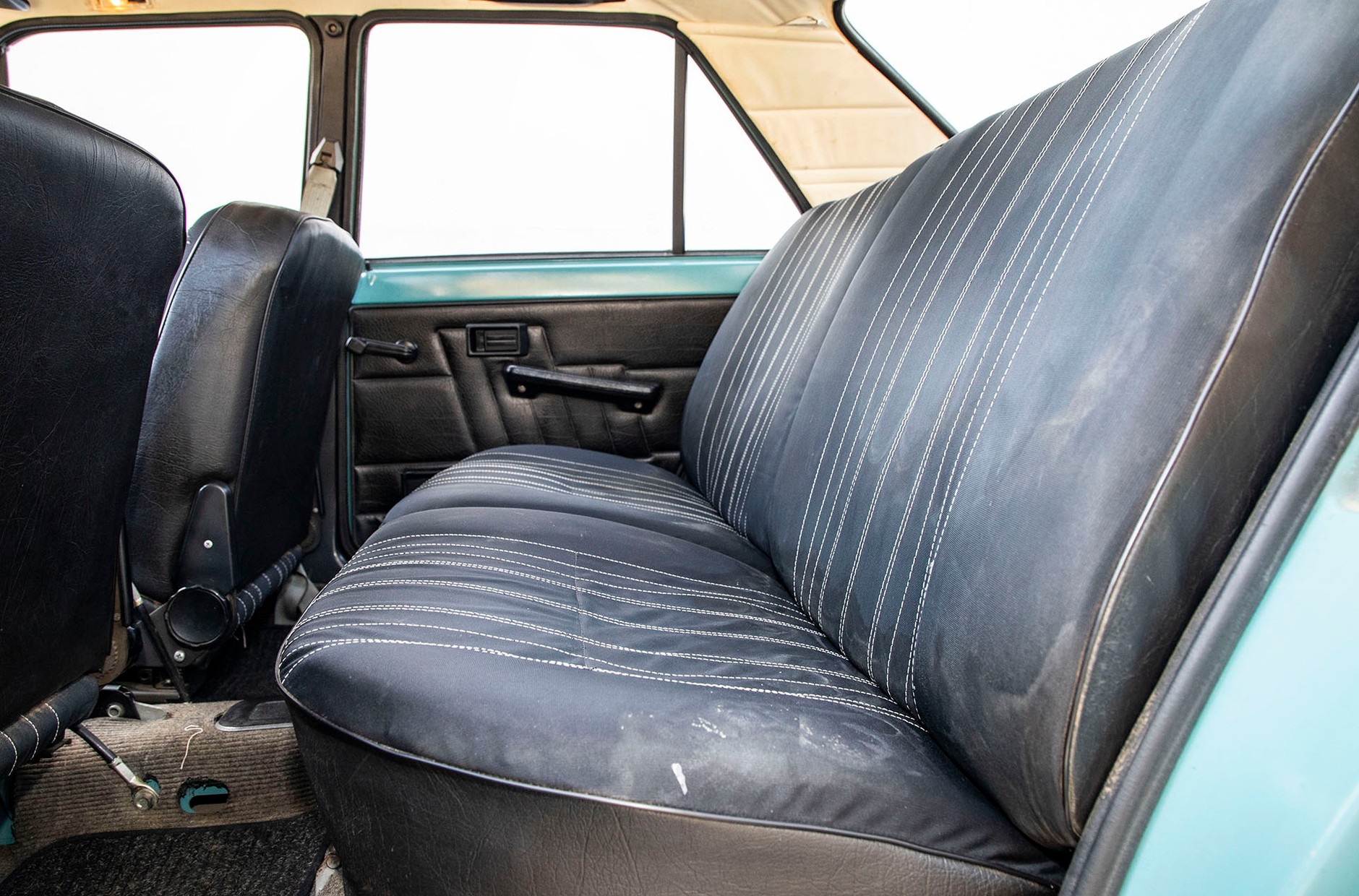 Skoda 105 L kontra Dacia 1300 - niedyskretne uroki wschodu