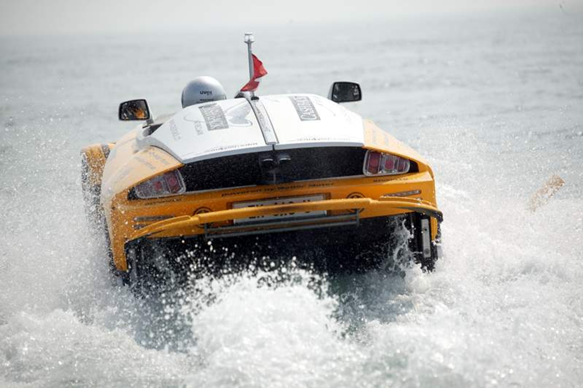 Rinspeed Splash w praktyce: trasa Dover – Sangatte w 193 minut