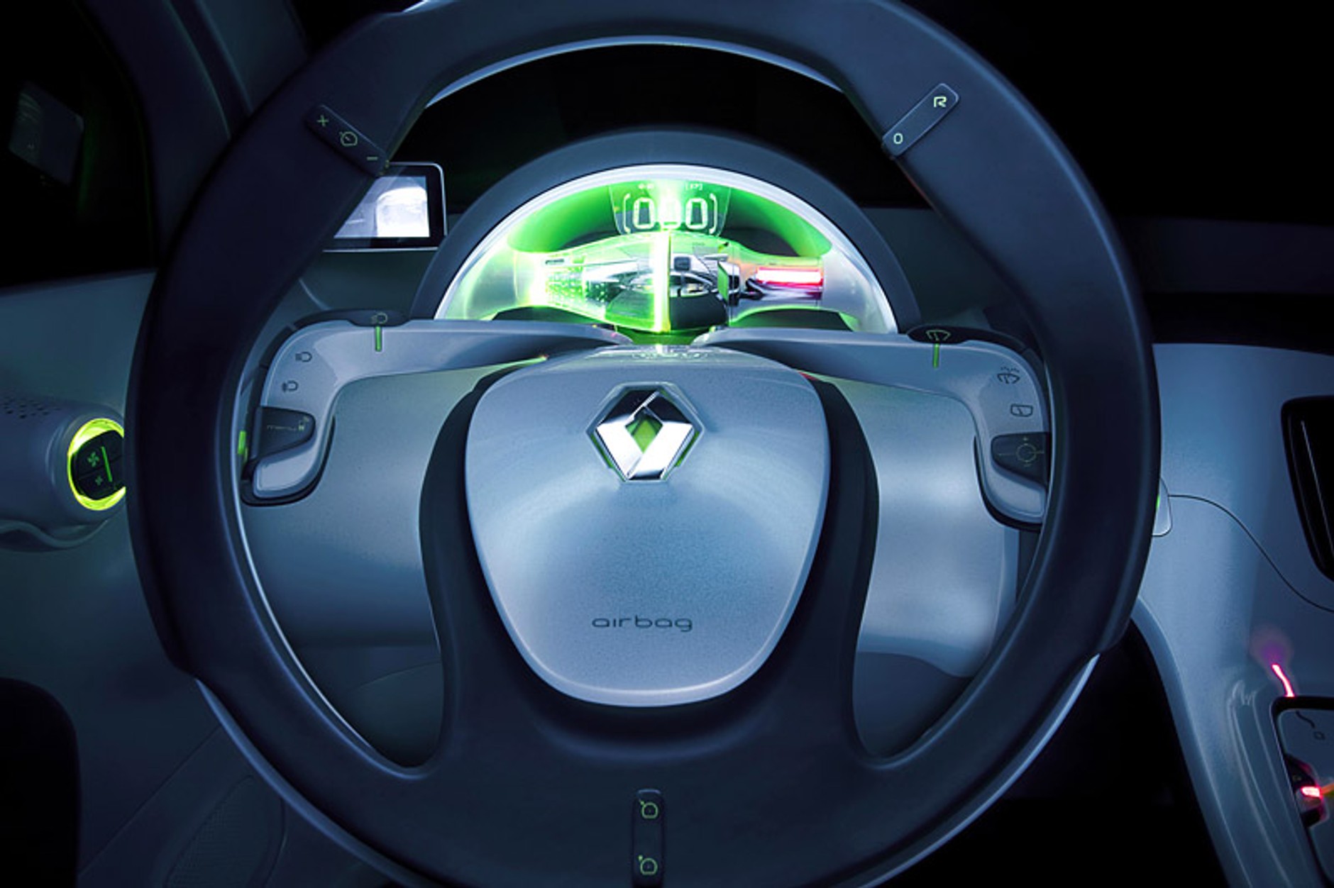 Paryż 2008: niezwykły Renault Z.E. Concept (fotogaleria + wideo)