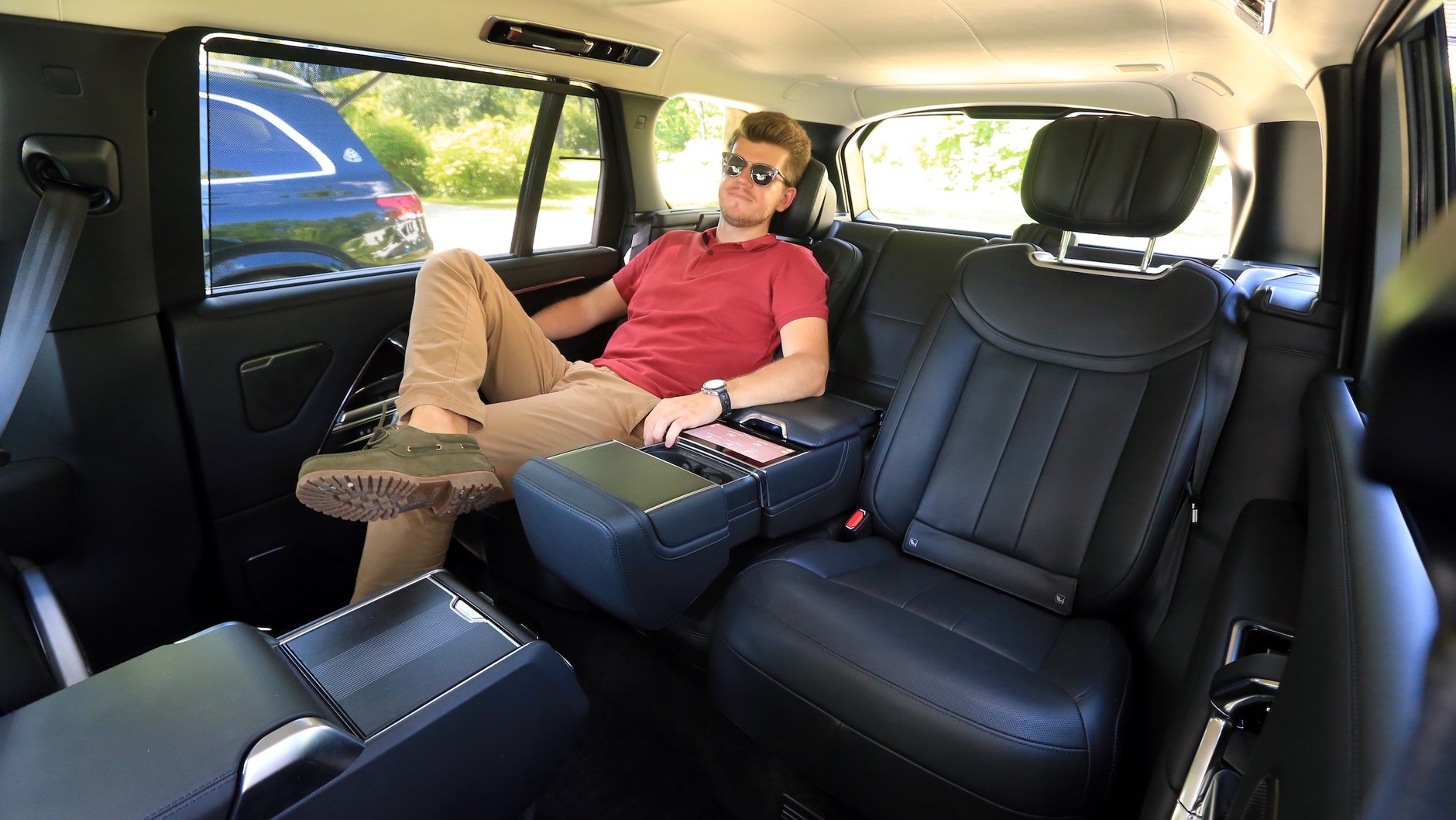 Range Rover LWB P530 First Edition (2022 r., 5. generacja)