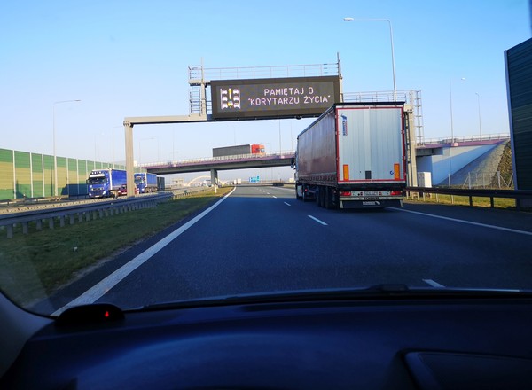 Autostrada A2 Warszawa - Łódź: na trzeci i czwarty pas ruchu jeszcze długo poczekamy