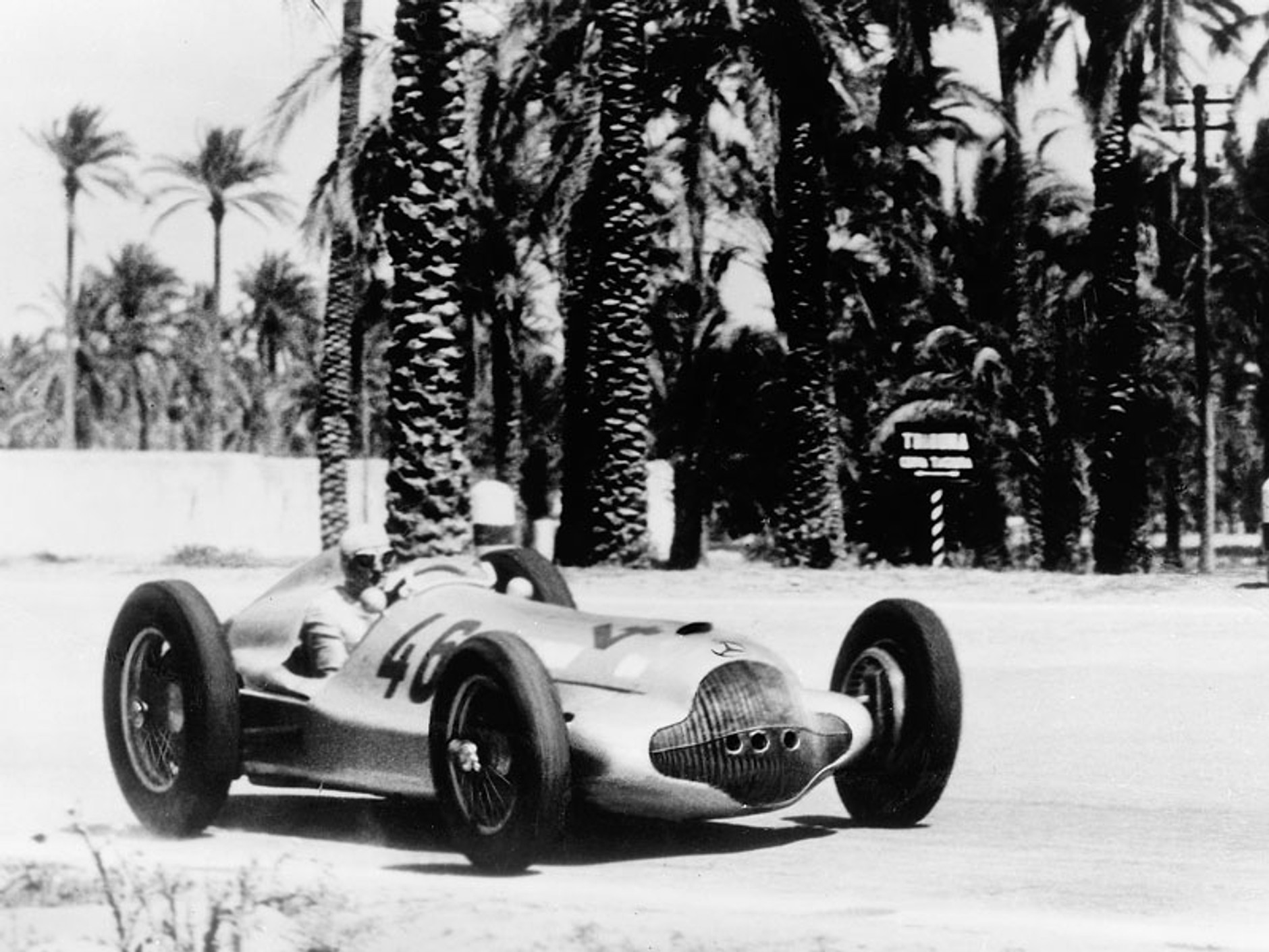 Mercedes-Benz: srebrne strzały w okresie przedwojennym