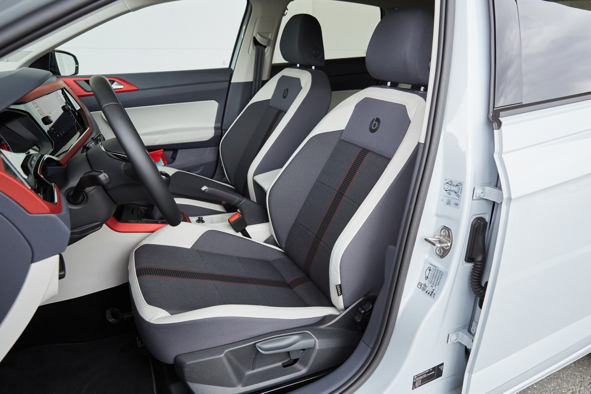 Porównanie: nowy VW Polo kontra nowy Ford Fiesta, Opel Corsa i Seat Ibiza