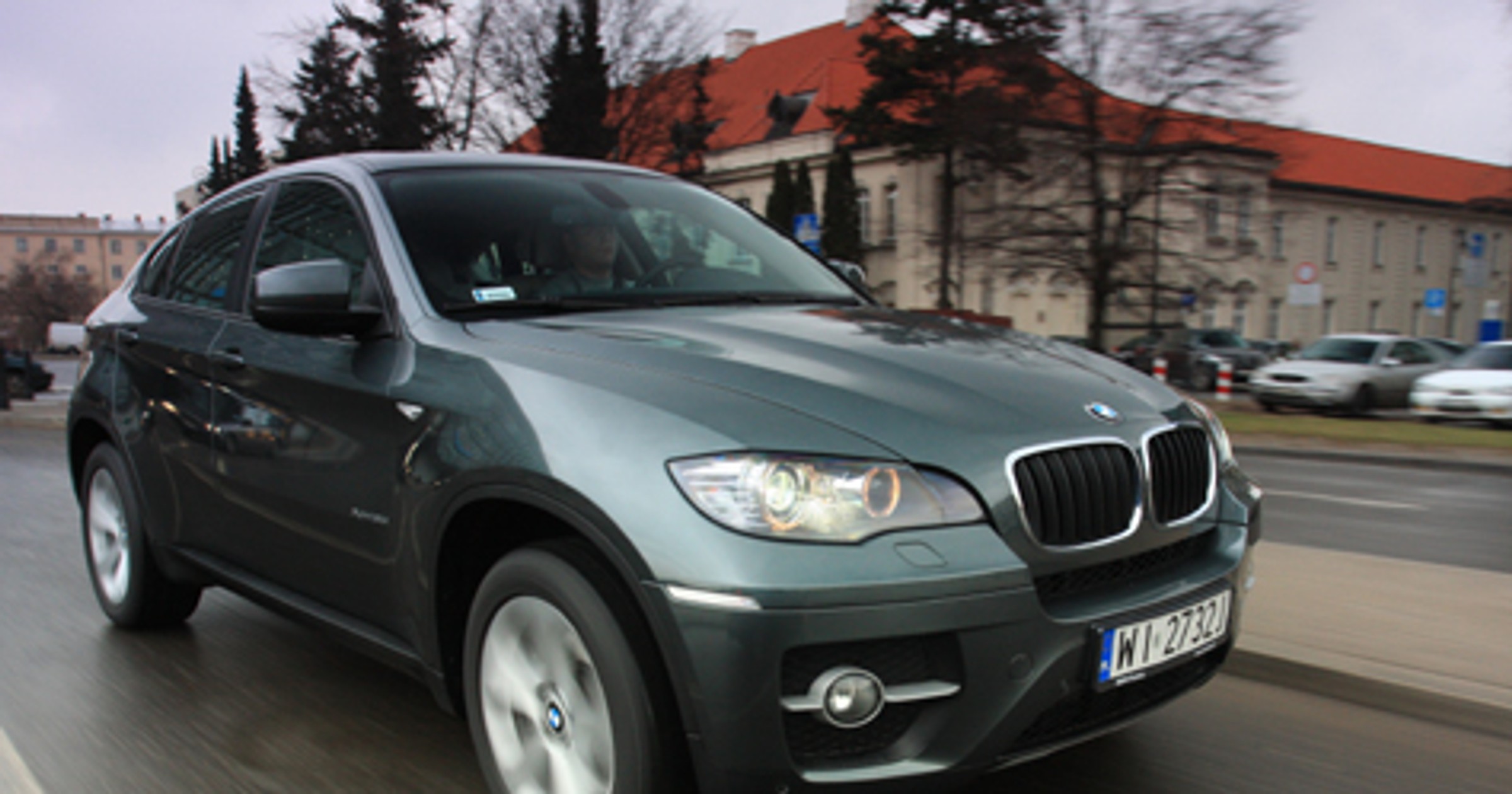 BMW X6 xDrive35i - Garbus dla bogatych