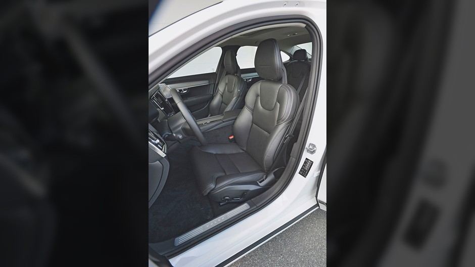 Volvo S90 D5 AWD