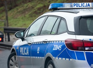 Dachowanie na zakopiance. Tego nie rób na zakręcie, zwłaszcza gdy jedziesz szybko!