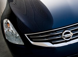 Nissan: nowa skrzynia CVT i hybryda
