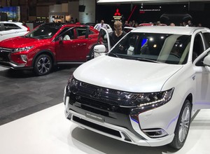Genewa 2018: Mitsubishi jedzie z prądem