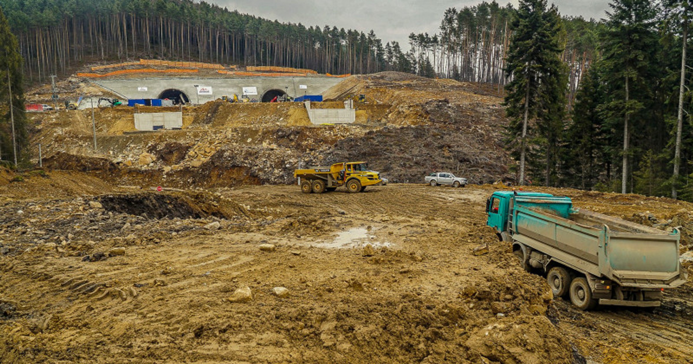 Droga S1. Rozpoczęto drążenie tuneli pod Baranią Górą
