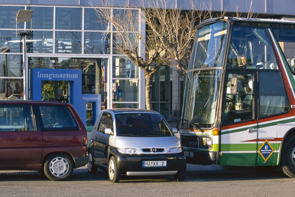 Opel Maxx – miejskie auto przyszłości z 1995 roku