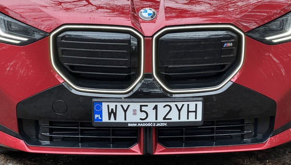 Miliony kierowców korzysta z pomysłu polskiego designera. Inny rodak stylizował dwa nowe SUV-y BMW