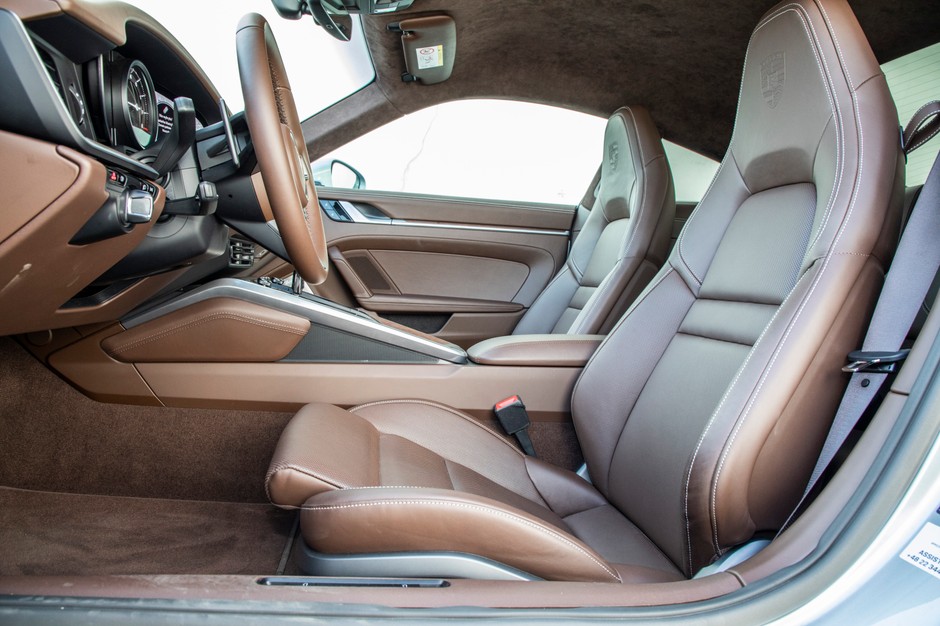 Porsche 911 Carrera 4S 2019