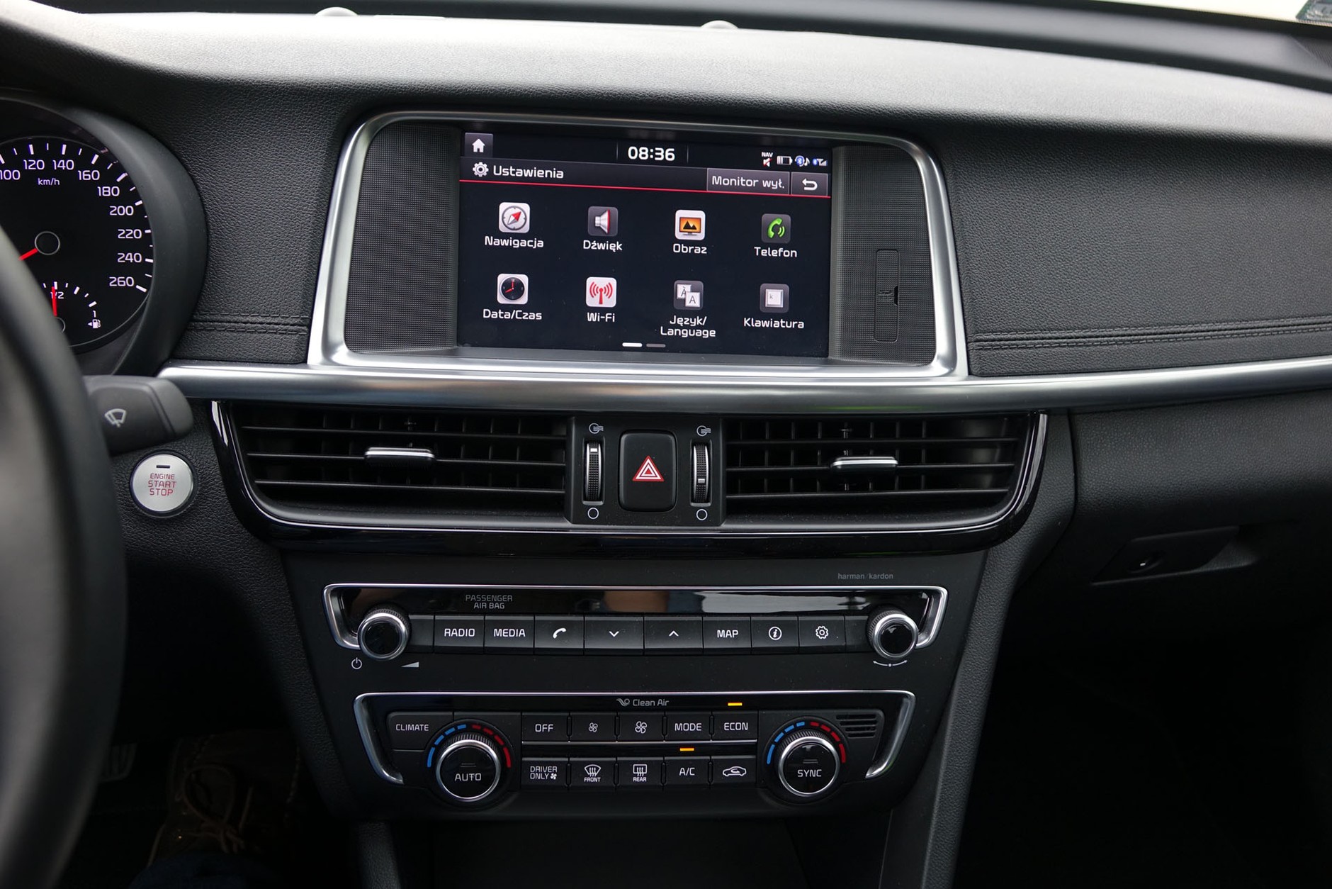 Kia Optima Plug in Hybrid – hybryda idealna na taksówkę?