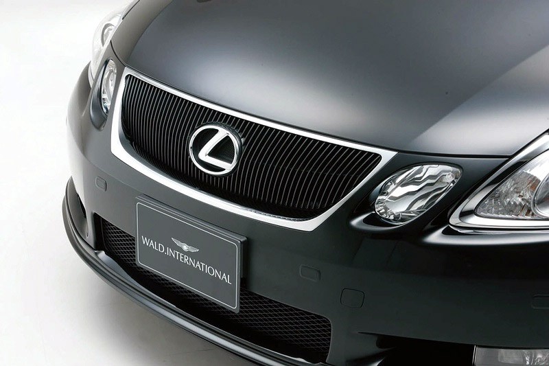 Wald International Lexus GS: elegancki bodykit