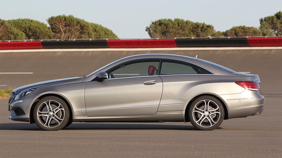 Mercedes klasy E - coupé