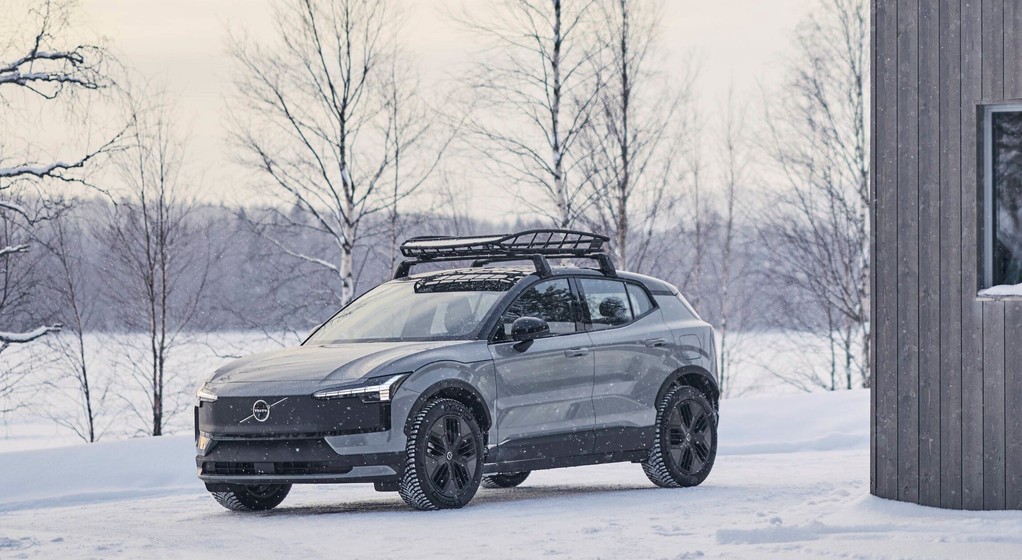 Volvo EX30 Cross Country