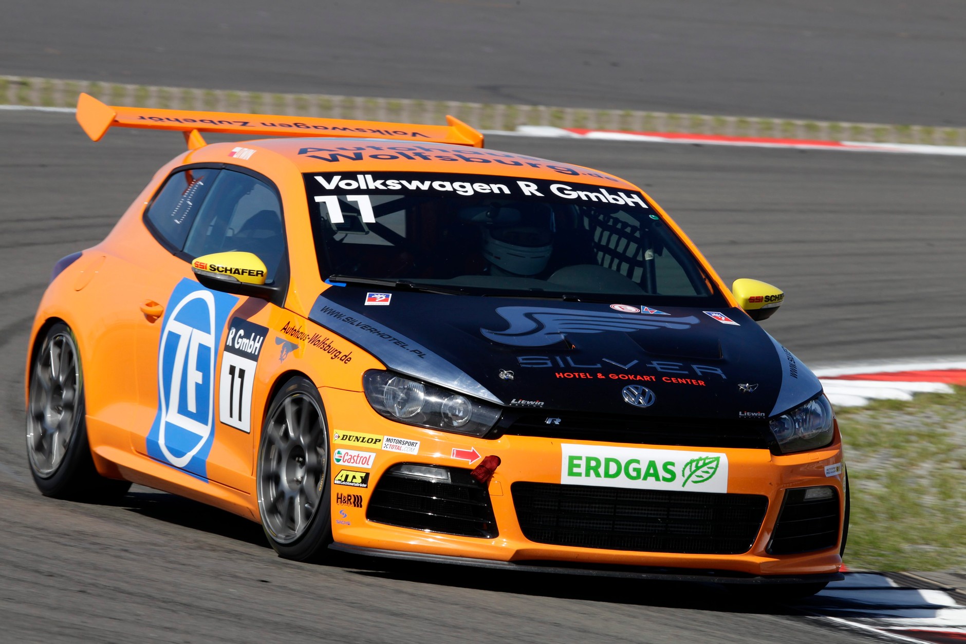 VW Scirocco R Cup: Gładysz siódmy, Litwin wyeliminowany