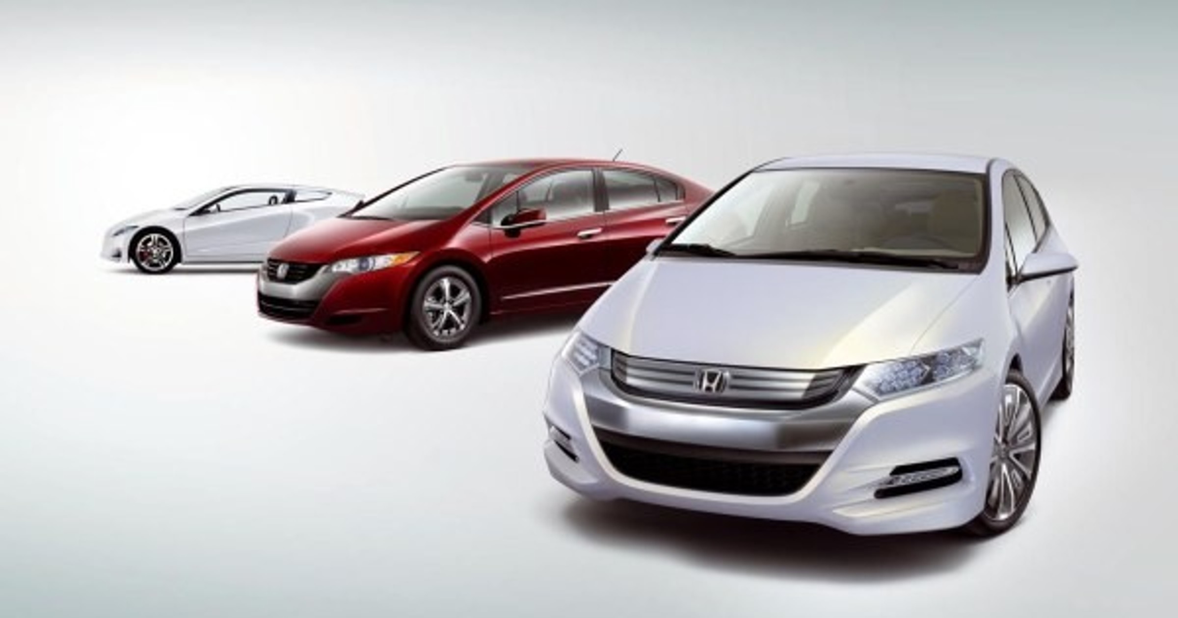 Honda mocno uderzy w Paryżu