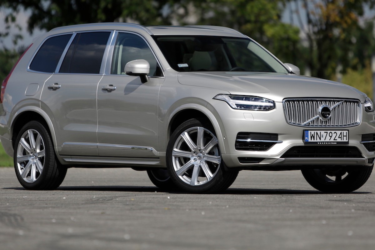 Używany SUV za 100 tys. zł. Lepsza prawie nowa Skoda Kodiaq czy starsze Volvo XC90?