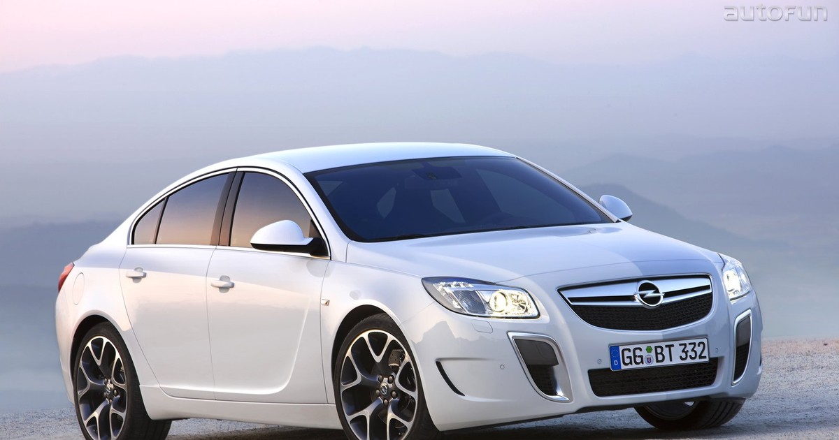 Opel Insignia OPC