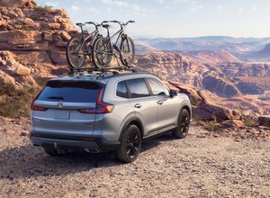 Nowa Honda CR-V wyładniała. Do Europy dotrze tylko jako hybryda